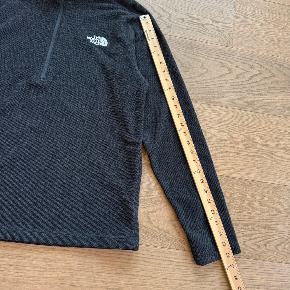 The North Face Mens Skyline 1/4 Zip Fleece Pullover Charcoal Grey L
